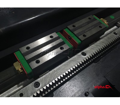 Multi-fuctional Fiber Laser Cutter for Metal Pipe and Plate Cutting