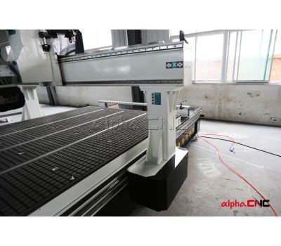 Pro Series ATC CNC Router (Pro Series MK1: Linear Tool Magazine)